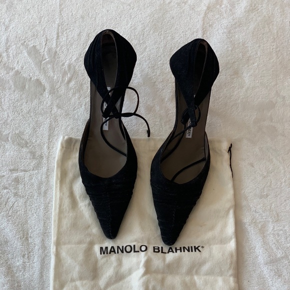 Vintage Manolo Blahnik Black Suede Pumps w/Ankle Strap, Approximate Size 10.5! - Picture 11 of 11